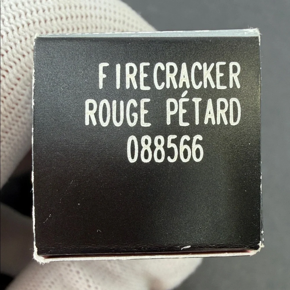 Mary Kay True Dimensions Lipstick in Firecracker